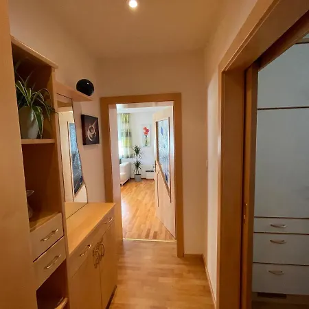 Moderne In Lkh Naehe דירה גראץ
